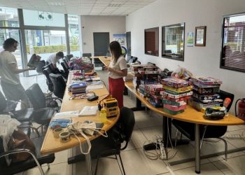 Συγκέντρωση σχολικών ειδών στο Δημαρχείο για παιδιά ακριτικών περιοχών