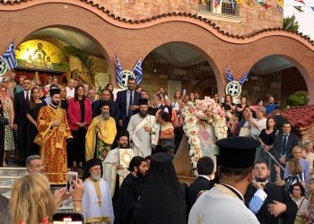Κατάνυξη και λαμπρότητα στους εορτασμούς της Αγίας Σοφίας Νέου Ψυχικού