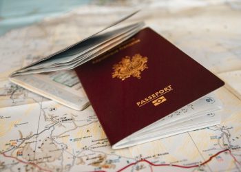 Η µετανάστευση των Ελλήνων: Ευλογία ή κατάρα;