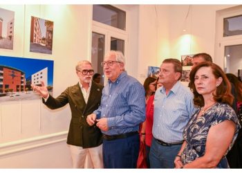 Εγκαινιάστηκε η Έκθεση Φωτογραφίας «Μαρούσι, Όψεις της Σύγχρονης Πόλης – Η Νέα Αρχιτεκτονική»