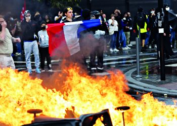Γαλλία: Μια χώρα παραδομένη στο χάος