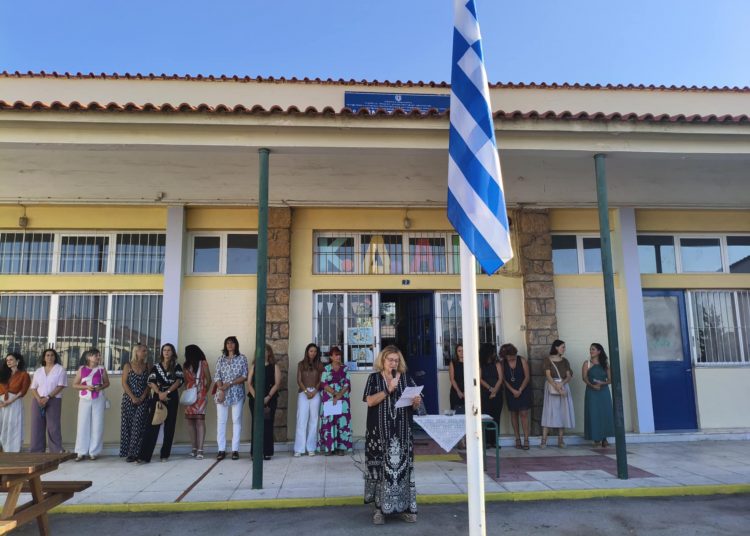 H Νατάσσα Κοσμοπούλου έδωσε το «παρών» στους αγιασμούς των σχολείων του Δήμου