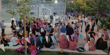 Μια ακόμα ανακαινισμένη πλατεία απολαμβάνουν στη Νέα Ιωνία