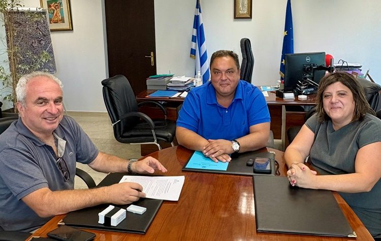 Υπογράφηκε η Σύμβαση για την «Ανάπλαση, Ανάδειξη και Αξιοποίηση του Παιδικού Κήπου Πικιώνη»