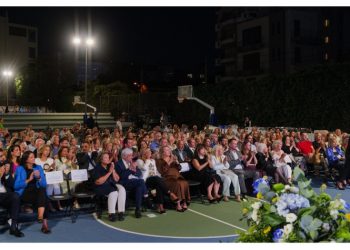 Λαμπρή εκδήλωση ονοματοδοσίας του Αθλητικού Κέντρου Νέου Ψυχικού «Θάνος Βεζυργιάννης»