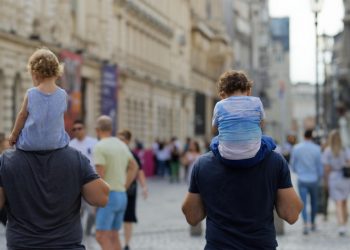 Δηµογραφικό (Πληθυσµός της χώρας)