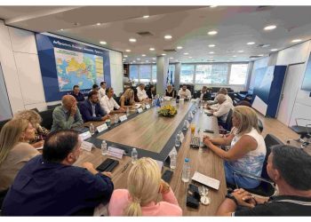 Ν. Χαρδαλιάς προς αντιπεριφερειάρχες: «Είμαστε στρατιώτες που καλούνται να υπηρετήσουν τους πολίτες»