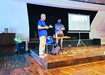 Φωτογραφική Λέσχη Αμαρουσίου: Εντυπωσίασαν οι «Καρυάτιδες» του Γιώργου Τατάκη