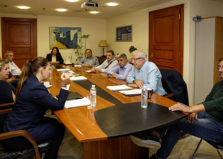 Την αντιπεριφερειάρχη Μαργαρίτα Βάρσου υποδέχθηκε ο Θεόδωρος Αμπατζόγλου