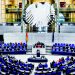Γερμανία: Τριγμοί για τη θητεία