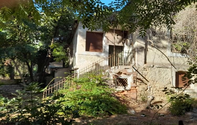 Aποκάλυψη της «Α»: Σε «χέρια» ιδιώτη η οικία Μπαχάουερ!