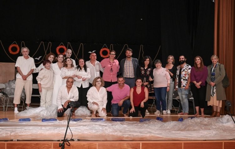 «Ultramarine»: Μια συγκινητική θεατρική εμπειρία στο Γαλάτσι και τον Δήμο Παλλήνης