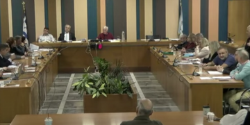 Δημοτικό Συμβούλιο: Ομόφωνο ψήφισμα για τα εκπαιδευτικά κενά