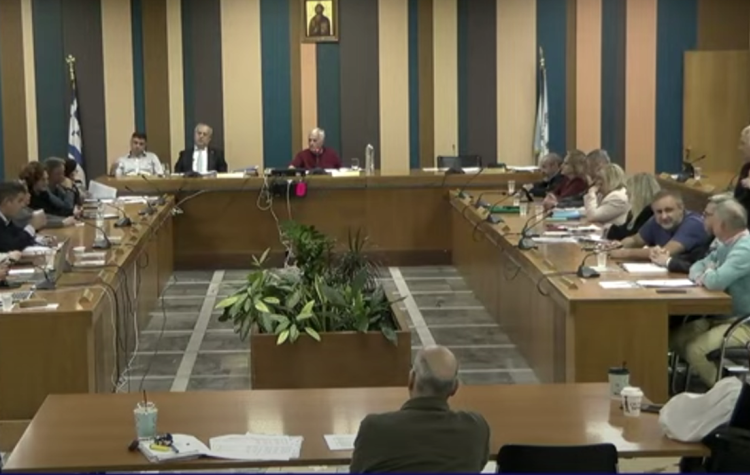 Δημοτικό Συμβούλιο: Ομόφωνο ψήφισμα για τα εκπαιδευτικά κενά