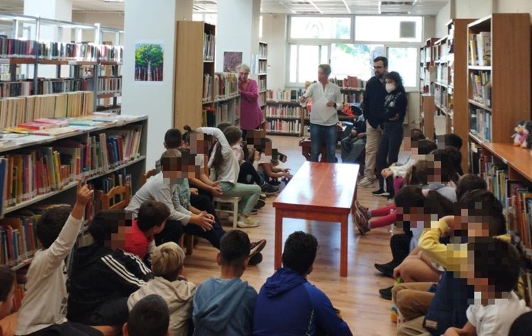 Πρώτη εκπαιδευτική επίσκεψη στη Δημοτική Βιβλιοθήκη Νέας Φιλαδέλφειας