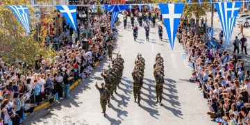 Η Κηφισιά γιόρτασε την 28η Οκτωβρίου με την μεγαλοπρεπή παρέλαση