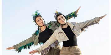 «Κόντρα στον Άνεμο: η ιπτάμενη περιπέτεια της Τίρα» στο θέατρο ΣΤΑΘΜΟΣ