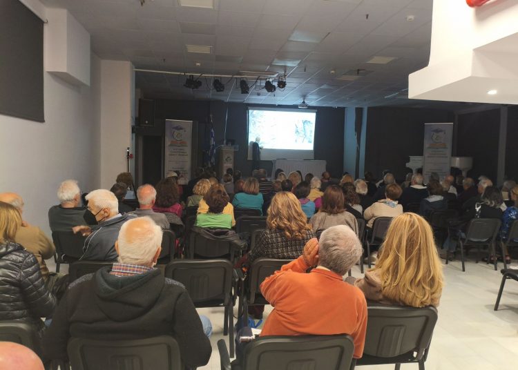 Με τον ακαδημαϊκό Μανόλη Κορρέ πραγματοποιήθηκε η εναρκτήρια διάλεξη του Ελεύθερου Πανεπιστημίου