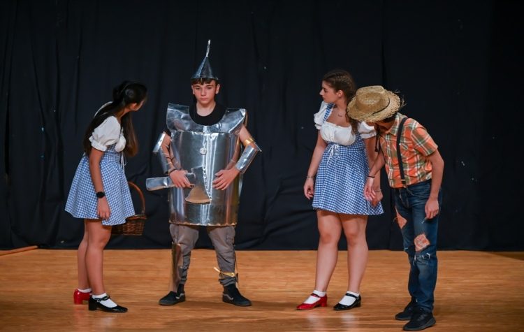 «Ο Μάγος του Οζ»: Μια μαγική θεατρική βραδιά στο Πολιτιστικό Κέντρο Γέρακα