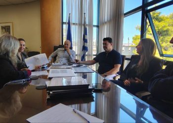 Σύσκεψη εργασίας του δημάρχου Μεταμόρφωσης με τη Μαργαρίτα Βάρσου