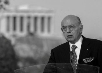 Έφυγε από τη ζωή ο Λάμπης Νικολάου