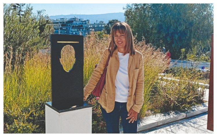 «Ταξιδεύοντας» μέσα από το έργο της Πέγκης Φαράντου