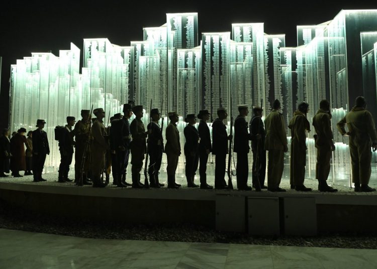 ΠΕΝΤΑΓΩΝΟ - ΤΟΥΡΚΙΑ - ΒΡΕΤΑΝΙΑ: Βίοι αντίθετοι ή… παράλληλοι;