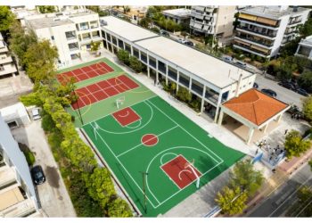 Νέα μορφή πήραν τα προαύλια σε τρία σχολεία της πόλης