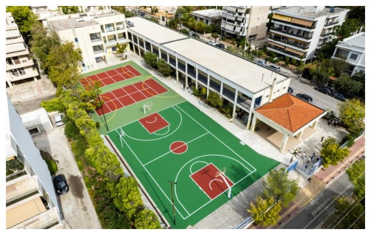 Νέα μορφή πήραν τα προαύλια σε τρία σχολεία της πόλης