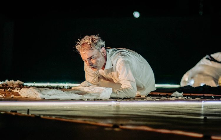 «Το Όνειρο ενός Γελοίου» στο Θέατρο NOŪS – Creative Space Black Box (Πρεμιέρα 22/10)