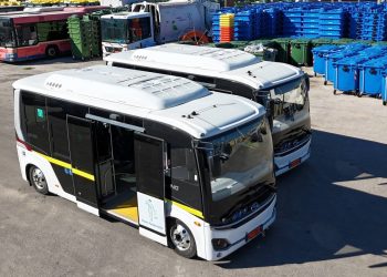 Σε λειτουργία τα δύο νέα ηλεκτρικά λεωφορεία της Δημοτικής Συγκοινωνίας Αμαρουσίου