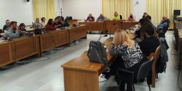 Ν. Κοσμοπούλου: Σειρά συναντήσεων για τα σχολεία