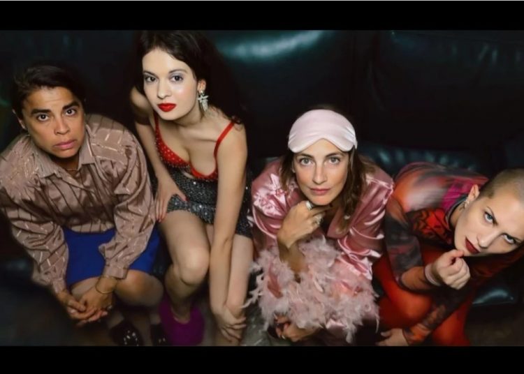 «Aίθουσα αναμονής»: Μια παράσταση που αξίζει να δεις!