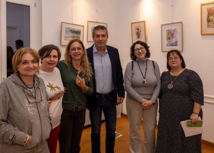 Εγκαινιάστηκε στο Μαρούσι η έκθεση ζωγραφικής της Χρυσάνθης Ζάρρα-Σωτηροπούλου