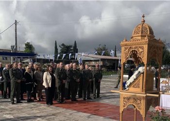 Με λαμπρότητα τιμήθηκε η μνήμη του Αγίου Νεκταρίου στον Άγιο Στέφανο