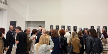 Έκθεση φωτογραφιών - «Οι Ελληνικές αρχαιότητες του Λούβρου»