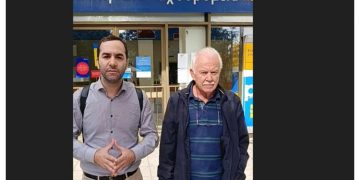 Παρέμβαση στο υποκατάστημα των ΕΛΤΑ στα Βριλήσσια από τη Λαϊκή Συσπείρωση