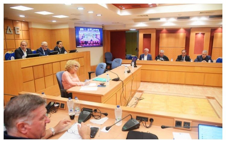 Μετά τις αντιδράσεις η ΚΕΔΕ ανακάλεσε τον τρόπο κατανομής των εκτάκτων 105 εκατ. ευρώ του ΥΠΕΣ