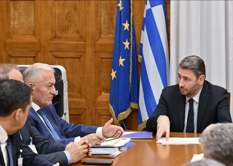 Συνάντηση της ΚΕΔΕ με ΠΑΣΟΚ και ΣΥΡΙΖΑ ενόψει Κρατικού Προϋπολογισμού