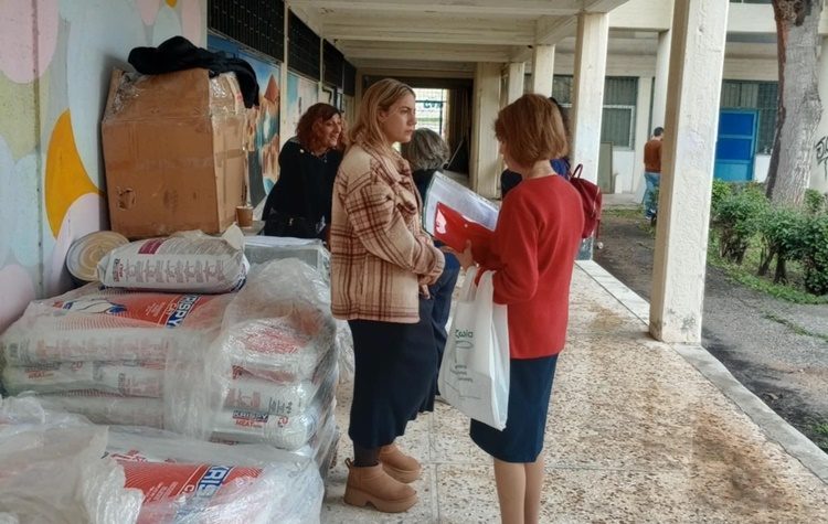 Διανομή γατοτροφών στους πολίτες από τον Δήμο Νέας Φιλαδέλφειας - Νέας Χαλκηδόνας