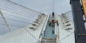 ΟΑΚΑ: Ξεκίνησε η αποκατάσταση του εμβληματικού στεγάστρου του Ολυμπιακού Ποδηλατοδρομίου