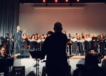 Η Μεταμόρφωση τίμησε τα 100 χρόνια του Μίκη με μουσική και μνήμες