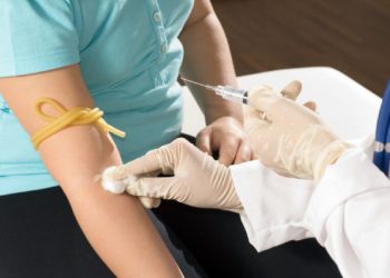 Δωρεάν προληπτικές εξετάσεις για παιδιά και εφήβους στα Δημοτικά Ιατρεία