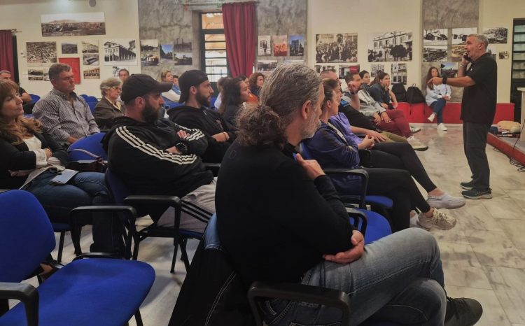 Πραγματοποιήθηκε εκπαίδευση πολιτών στη χρήση απινιδωτή