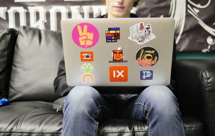 «Διαδίκτυο, Παιδιά και Έφηβοι» - Ανάδειξη των προκλήσεων του ψηφιακού κόσμου