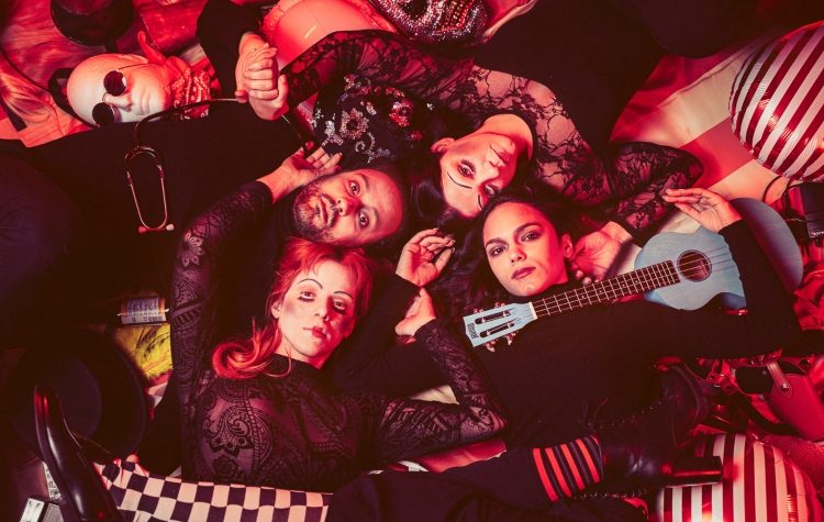 Το musical EVELYN EVELYN για πρώτη φορά στην Ελλάδα!