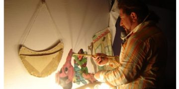 Τιμητική εκδήλωση για τον Βριλησσιώτη καραγκιοζοπαίχτη Γιάννη Νταγιάκο