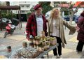 Στη δράση διάθεσης ελληνικών προϊόντων η δήμαρχος Νατάσσα Κοσμοπούλου