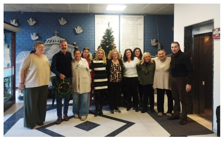 «Μύρισε» Χριστούγεννα στο Δημαρχείο Πεντέλης