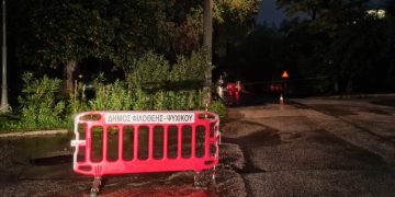 Φιλοθέη: Kαθίζηση οδοστρώματος λόγω βλάβης της ΕΥΔΑΠ